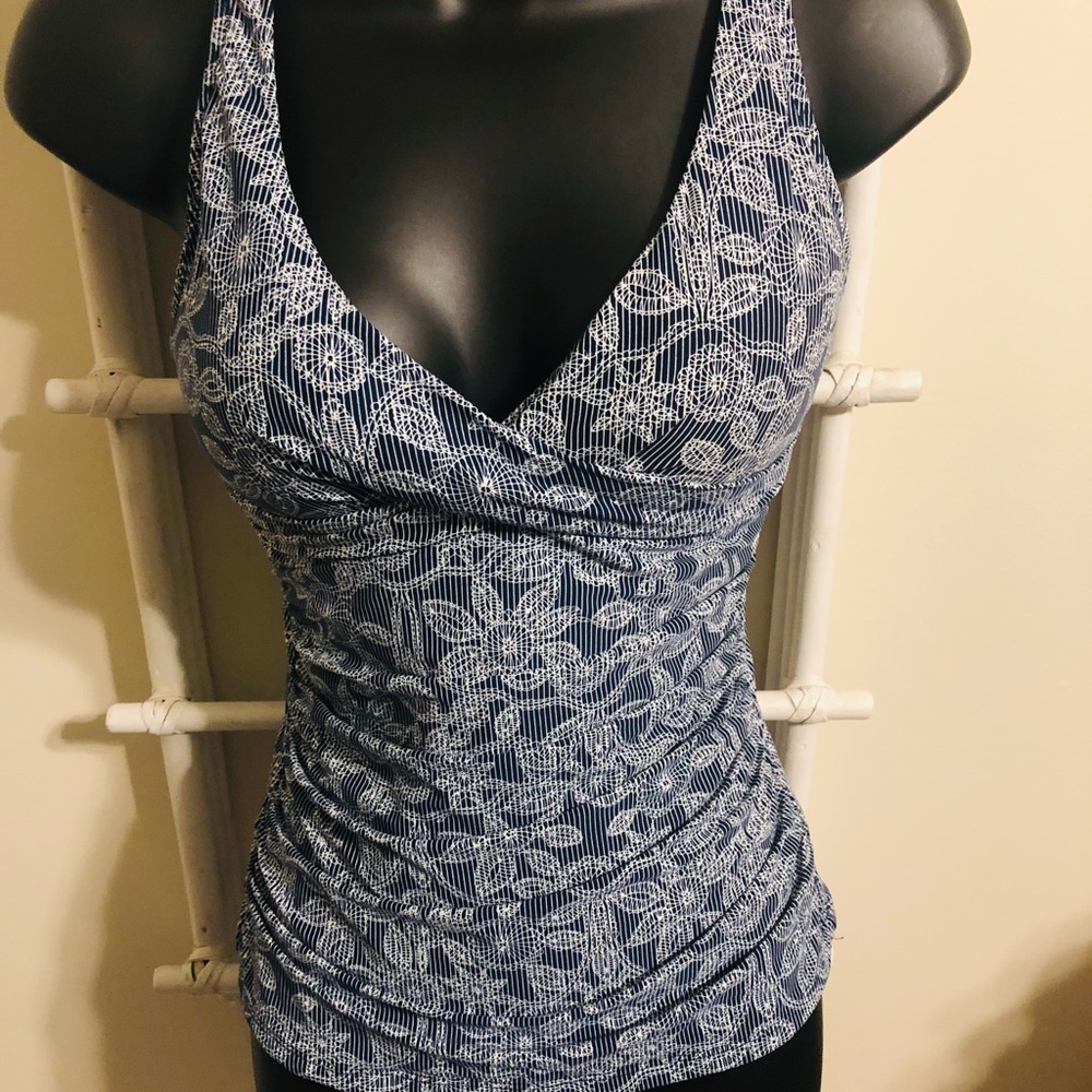 Nip Tuck Multi Fit Cup Tankini Top Swim Us 4 Mult… - image 1